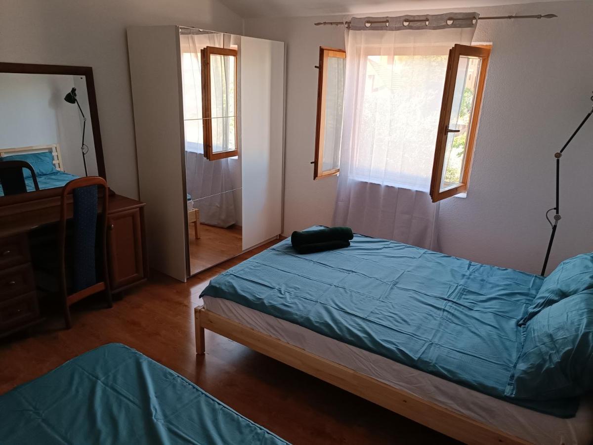 Apartman Brigita Lejlighed Biograd Na Moru Eksteriør billede