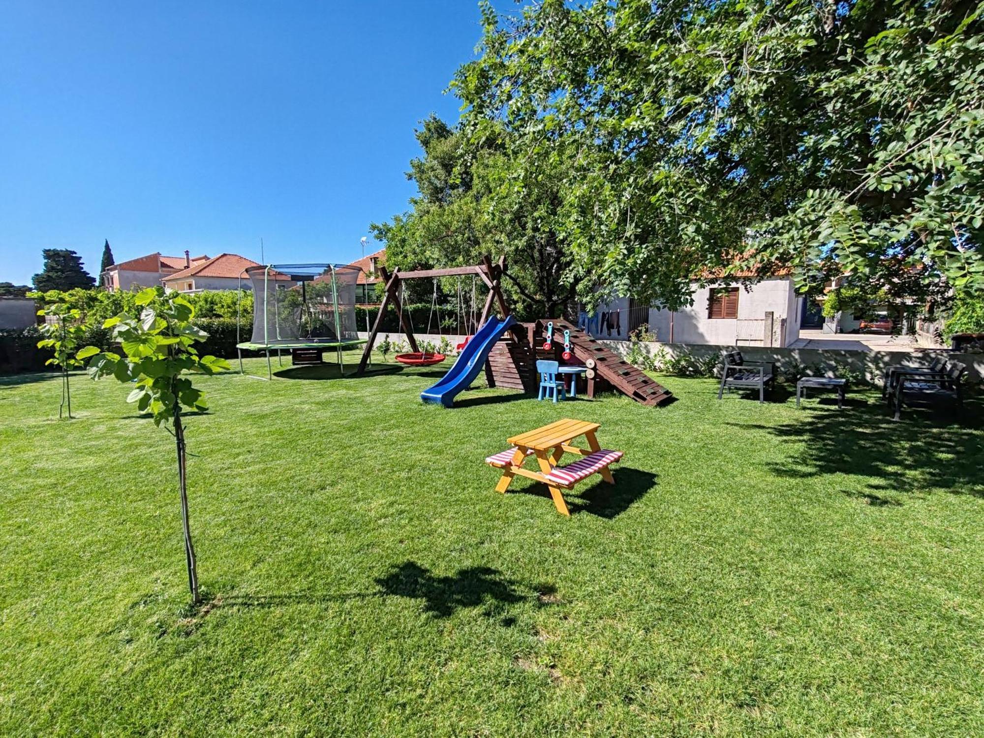 Apartman Brigita Lejlighed Biograd Na Moru Eksteriør billede